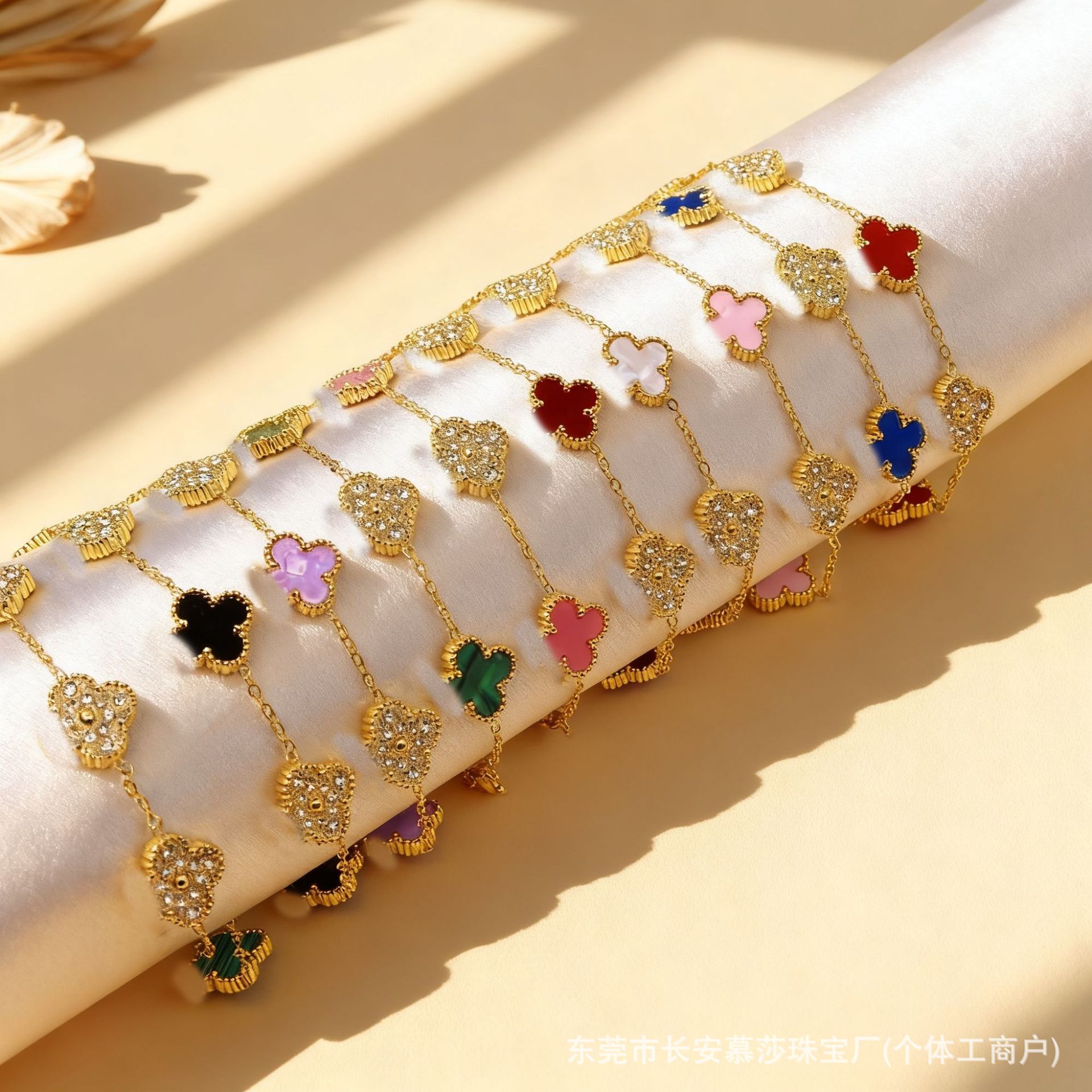In-Stock European and American Fashion Full Diamond Four-Leaf Clover Bracelet, Stainless Steel Two-Diamond Mother-Of-Pearl Four-Leaf Clover Bracelet, Titanium Steel Jewelry