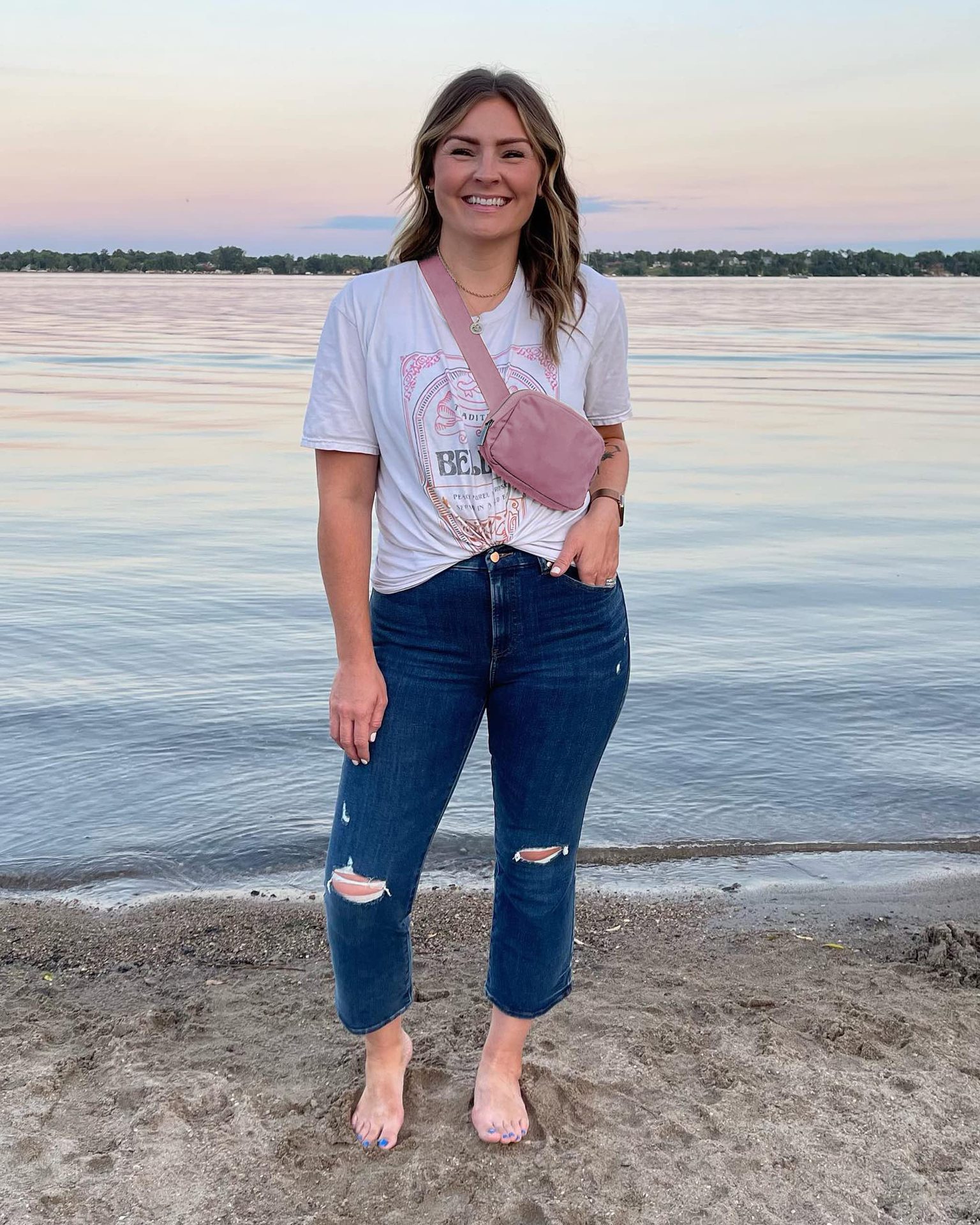 Women's with adjustable waistband, fashionable running and hiking waist bag_voghion.com