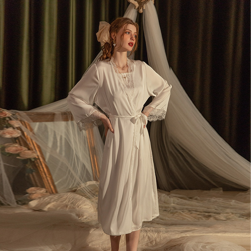 클라우드 화이트 ~ 새틴 (로브 + 벨트)