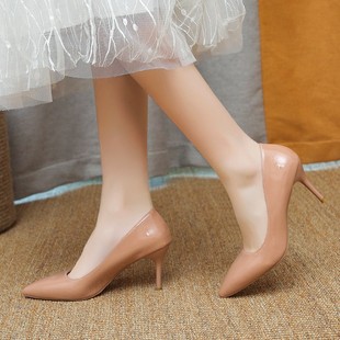 ��ɫ�߸�ЬŮ�ļ�2026���¿���|��ɫС���OӋ����Ƥ��ɫ��Ь����