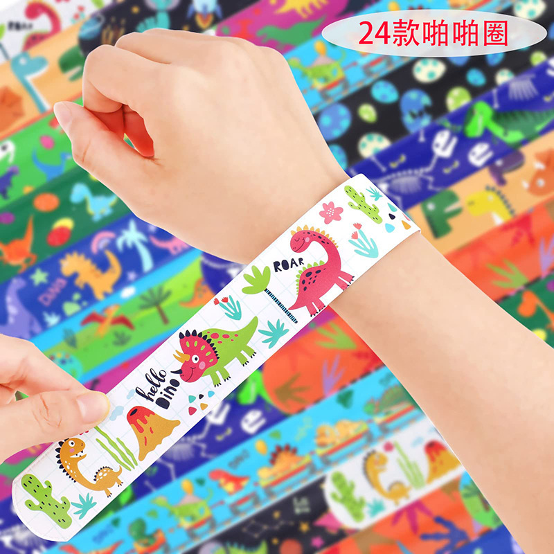 24 dinosaurio unicornio Snap anillo ventas directas de fábrica vacaciones pequeño regalo la escuela regalo pulsera al por mayor