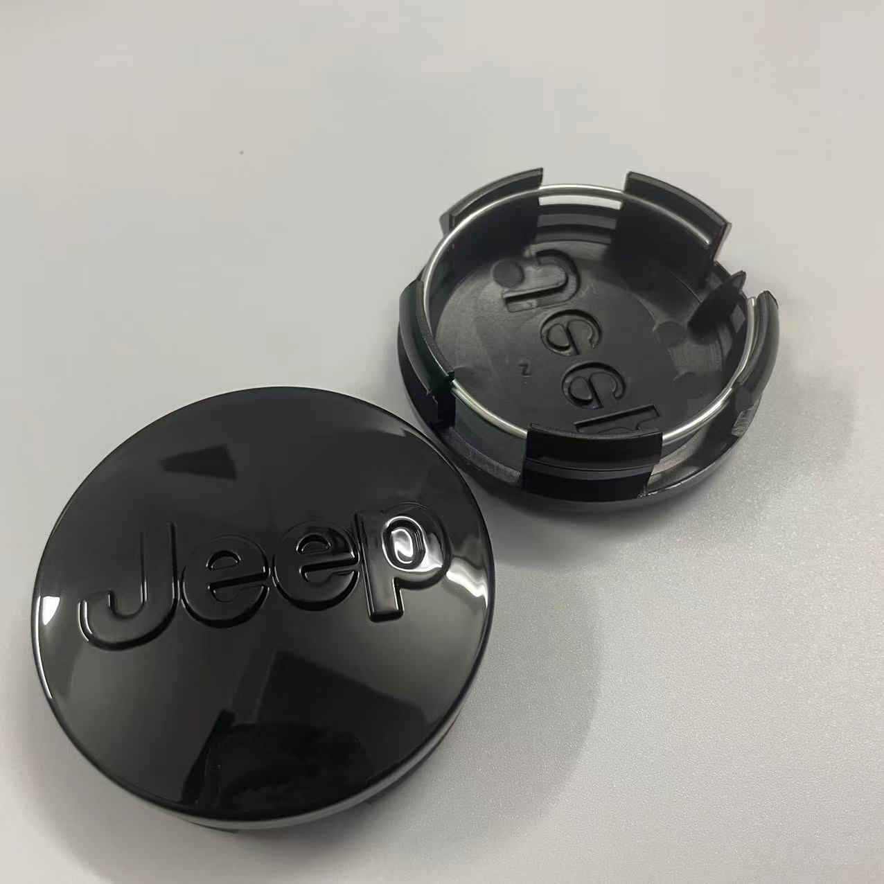 4x 64mm Jeep Nabendeckel Radkappen Silber