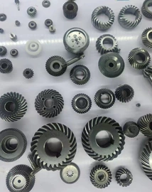 其他传动系统;飞轮/齿轮