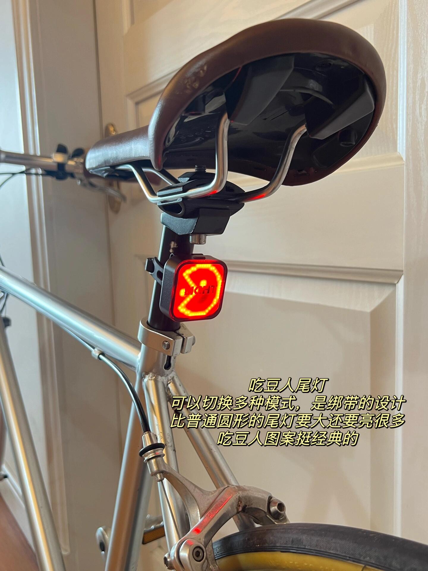 카피 바라 인형 고속도로 산악 자전거 자동차 펜던트 전기 자동차 작은 액세서리 인형 자전거 장식