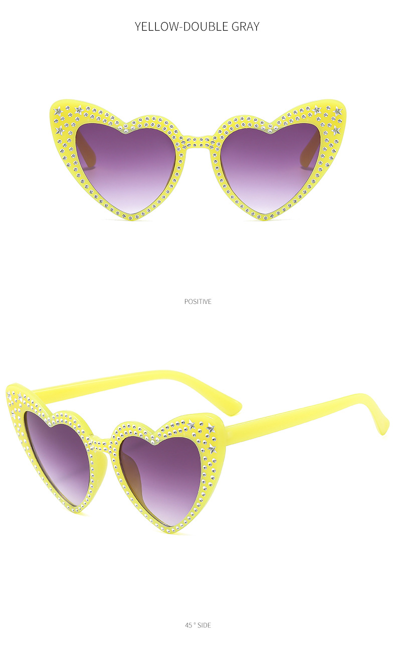 Occhiali da sole a cuore per donna eleganti con strass alla moda_voghion.com