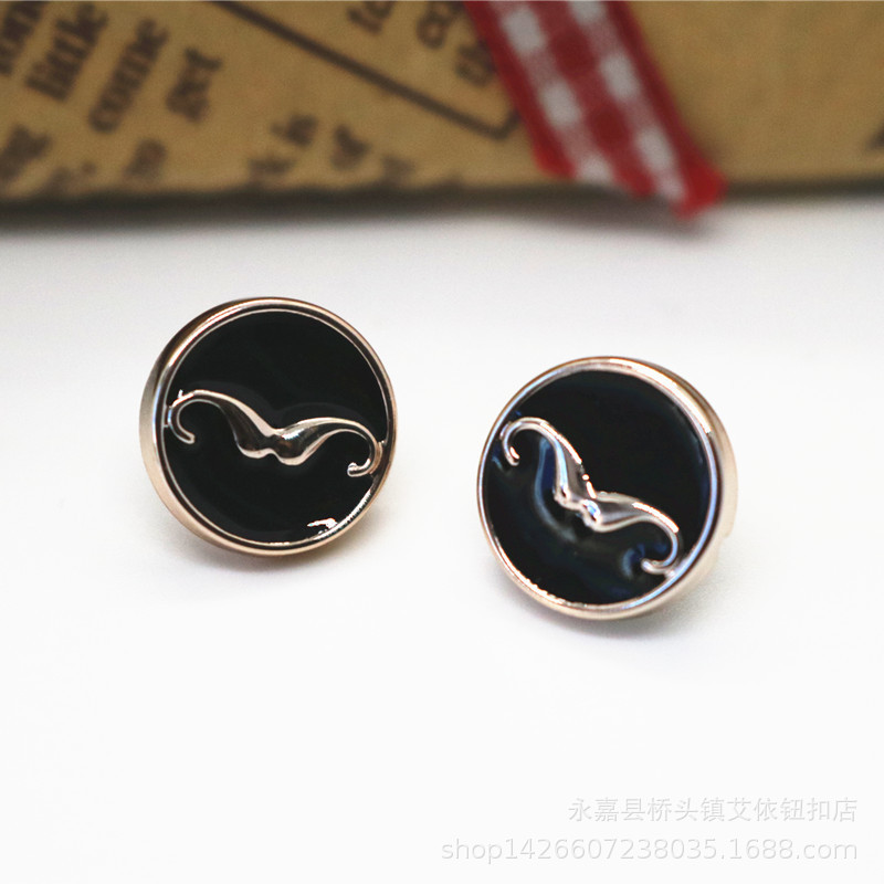 Factory Wholesale Pharaoh Smiling Beard Beard Button Men Women French Shirt Button Cufflinks