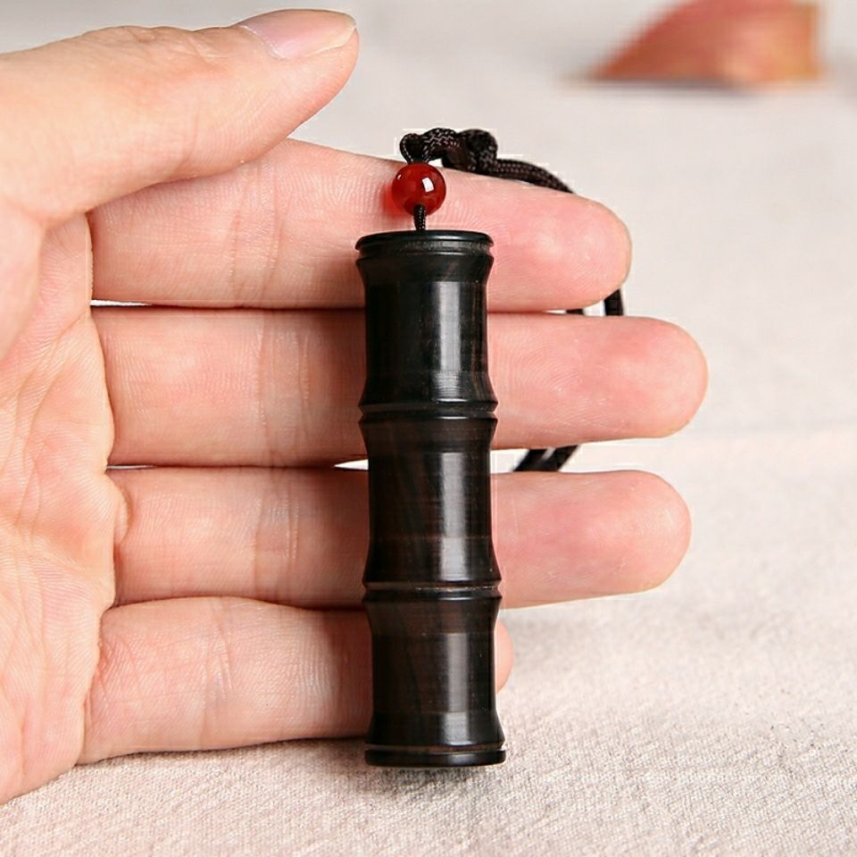 Collar de colgante de sándalo verde retro se puede abrir caja de píldoras de fragancia suéter de cadena colgante accesorios para hombres y mujeres