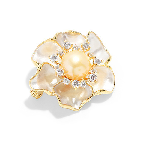 New women's camellia brooch, niche design jewelry, light luxury, retro palace atmosphere, personality and trend