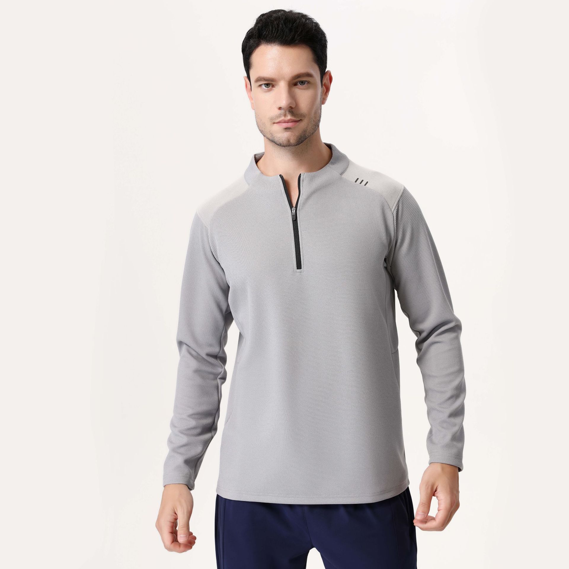 Sports quick dry T-shirt with zipper for gym