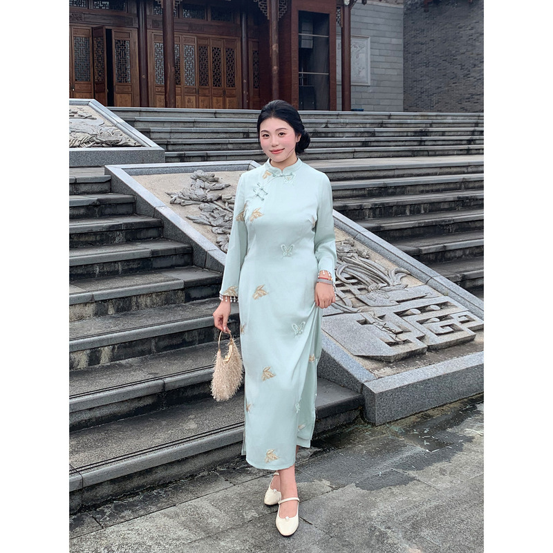 65362 Traditional Chinese Style Butterfly Embroidery Dress 2026 Women's Autumn New Elegant Suzhou Style Exquisite Plus Size Cheongsam 65362 Traditional Chinese Style Butterfly Embroidery Dress 2026 Women's Autumn New Elegant Suzhou Style Exquisite Plus Size Cheongsam