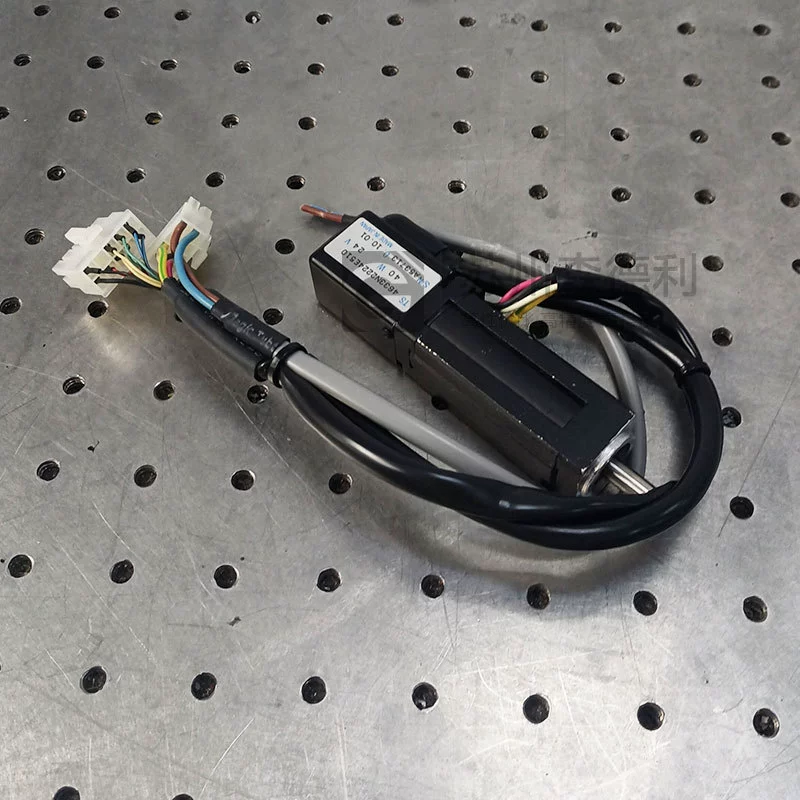 Б/у серводвигатель TAMAGAWA TS 4633N2224E510 40Вт 24В