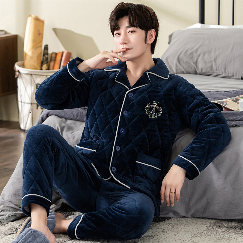 Otoño e Invierno pijamas acolchados de los hombres jóvenes de invierno de tres capas engrosada de terciopelo de cristal cálido traje de franela homewear