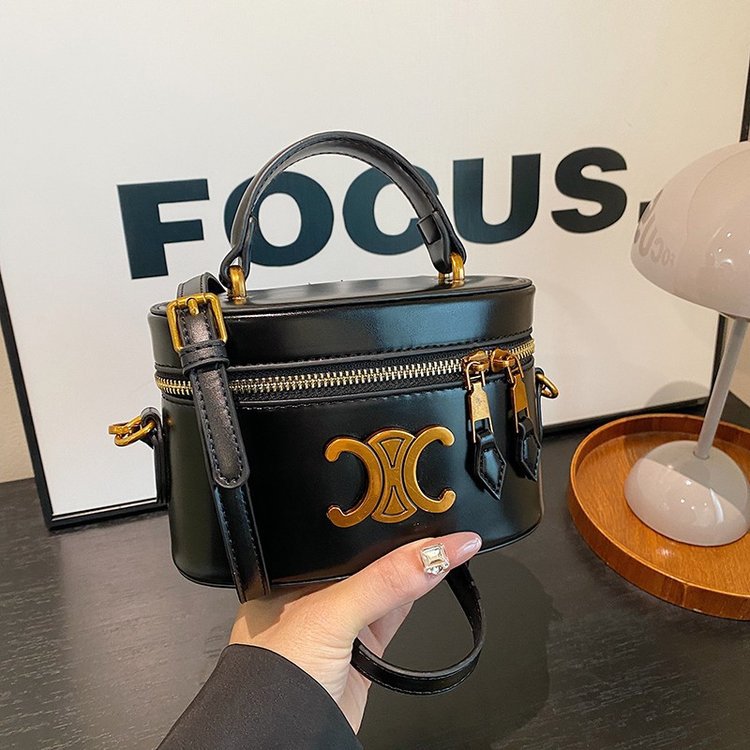 Cada bolso femenino representa tu gusto y calidad