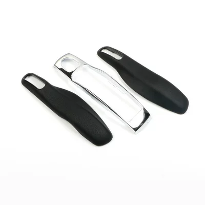 Cayenne Cayenne Palamela — Car key bag - black-old-key-shell