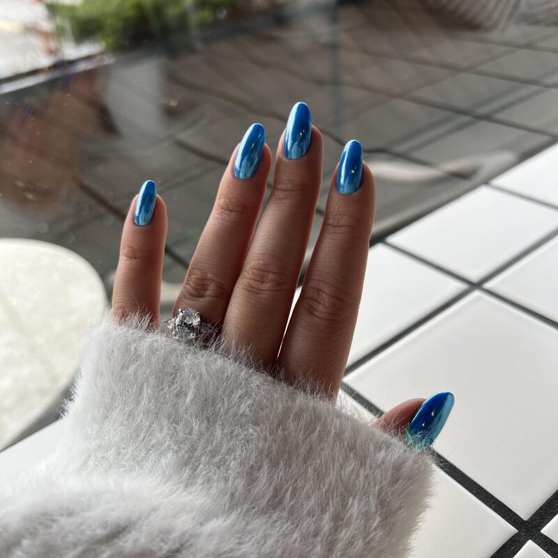 24Pcs Blue Chrome Metal Nail Tips Presser - Glossy Shiny Fake Nail Chrome Design, Shiny Mirror Medium