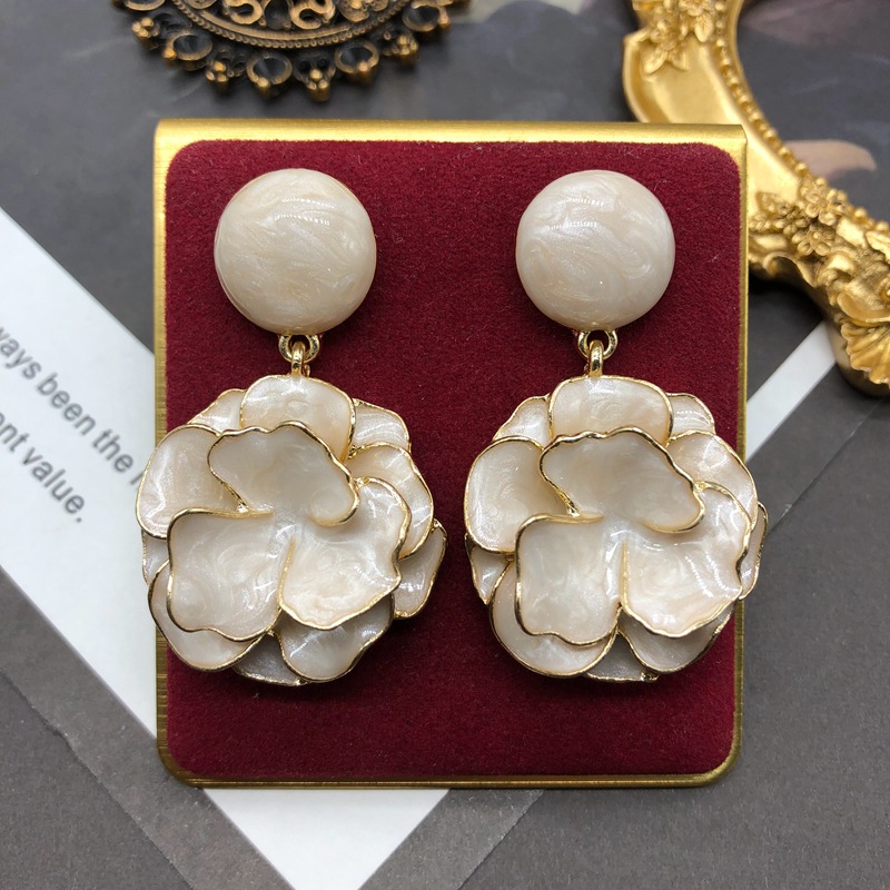 28g Weight Drop Earrings, Ear clips Classification Retro Flower Alloy Plating Women's Drop Earrings Ear Clips