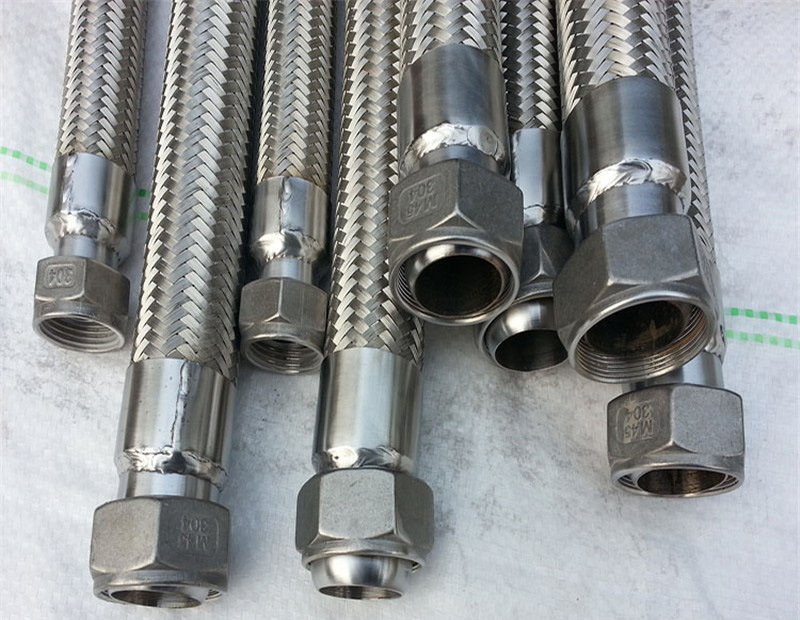 厂家供应工业耐高温蒸汽油管钢丝编织波纹管卡套不锈钢金属软管