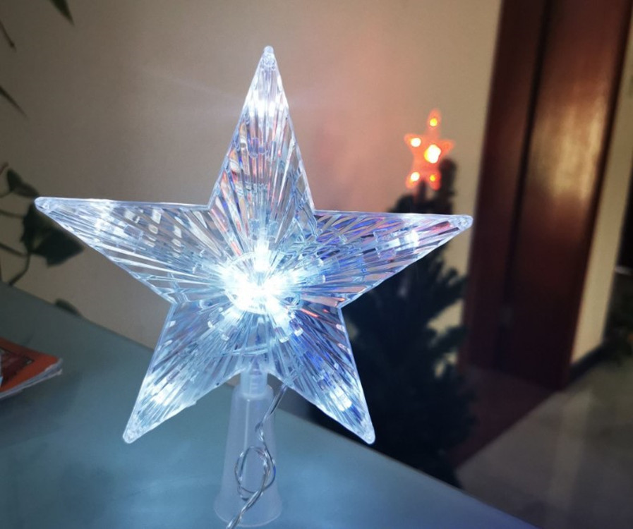 Suministro directo transfronterizo de luces LED en forma de estrella de cinco puntas, luces para la punta del árbol de Navidad, luces de ambiente para decoración de habitaciones con caja de baterías y enchufe.