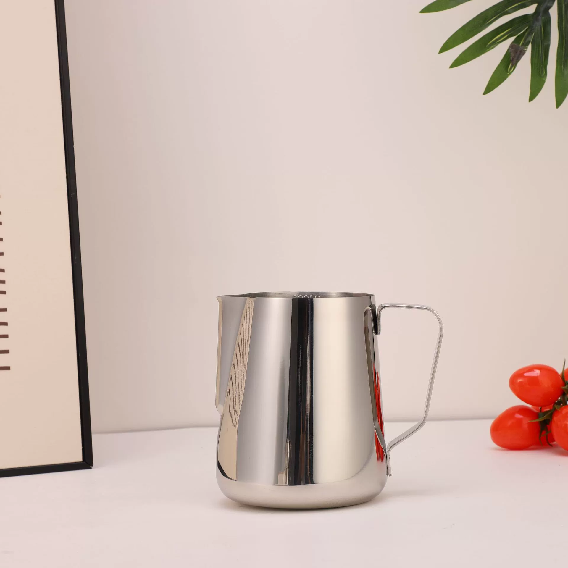 Italian 304 stainless steel pull-up cup pointed mouth melting wax cup melting wax milk bubble cup pull-up pot coffee pull-up tank utensil utensil utensil utensil utensil utensil utensil utensil