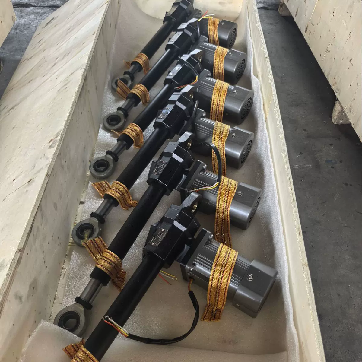 LAP电动推杆工业级大推力高精度线性执行器Lap56定制工业电动推杆