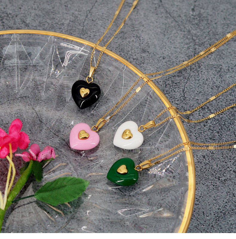 Fashion Heart Shape Resin Titanium Steel Plating Pendant Necklace 1 Piece