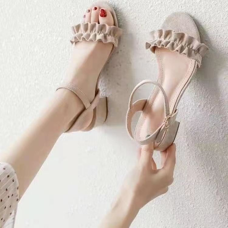 Sandalias de mujer Verano 2024 Nuevo tacón medio tacón grueso hebilla versátil zapatos de mujer estilo de hadas vestido de moda zapatos de mujer moda