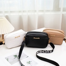 �羳�n�溆�sŮʿ�μ�б���������ɫ�W�tС����2025�¿�Ů�μ��