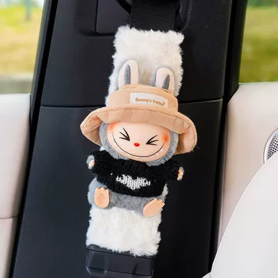 Strap Protector, Seat belt shoulder pad - black-sweater-hat-labubu-white-shoulder-pads1-no-specifications
