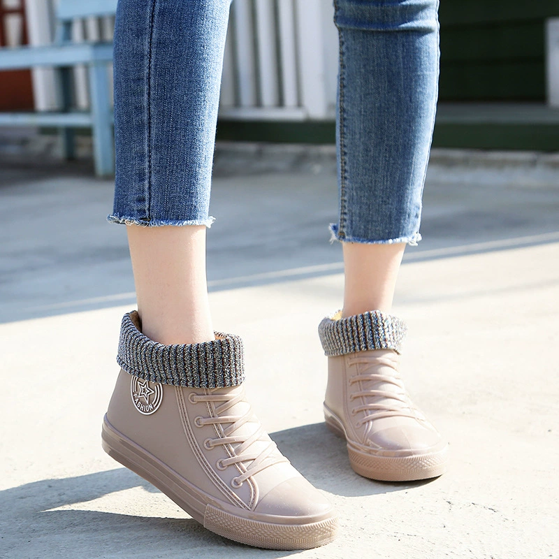 Корейские Модные непромокаемые туфли, женские модные женские короткие рабочие туфли, популярные женские водные туфли, резиновая обувь, нескользящая хлопковая теплая обувь Four Seasons