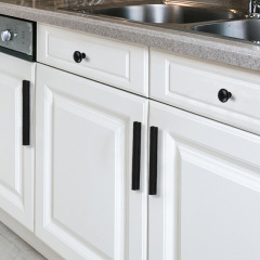 Modern Simple Aluminum Door Handles for Shoes Cabinet, Wardrobe, and Kitchen Cabinet, Extended Cabinet Door Pulls in American Black and Gold