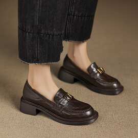 2025秋季新款圆头粗跟厚底单鞋羊皮舒适乐福鞋女黑色棕色4041跨境