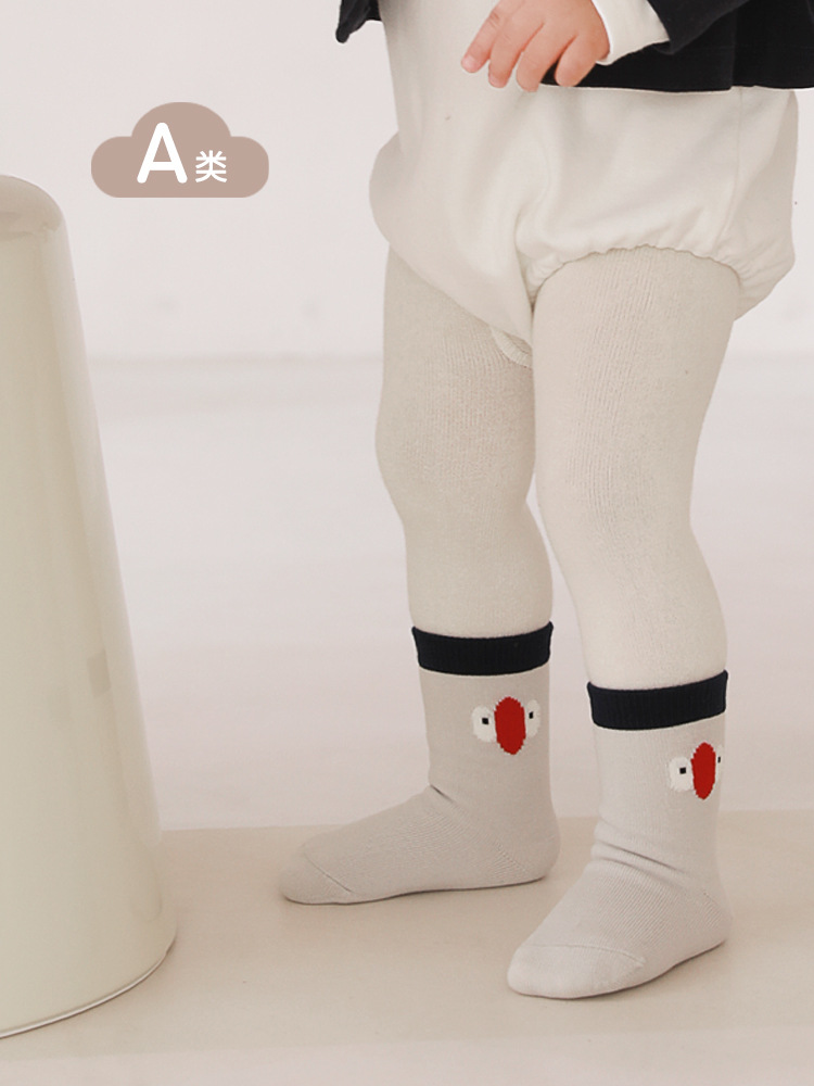 Calcetines para niños Primavera y otoño Nuevos productos Calcetines de tubo Calcetines de algodón para bebés Calcetines de bebé para niños y niñas a rayas de dibujos animados lindos