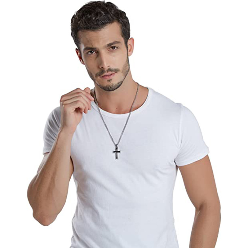 Collier Xinghe en acier inoxydable avec pendentif croix simple et unisexe en résine pour homme_voghion.com