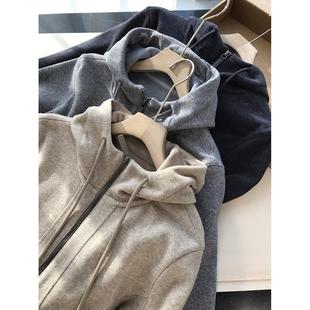 ���M���������һ�״���Ȼ�ÿ�~�ӽq�Ӻ�ů�Bñ�l���lѝG112910