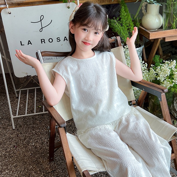 Two-piece set