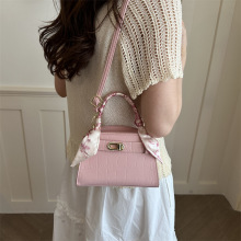 �K����P���Ůʿ���e�����n���OӋ��С���r��ͨ�������С���