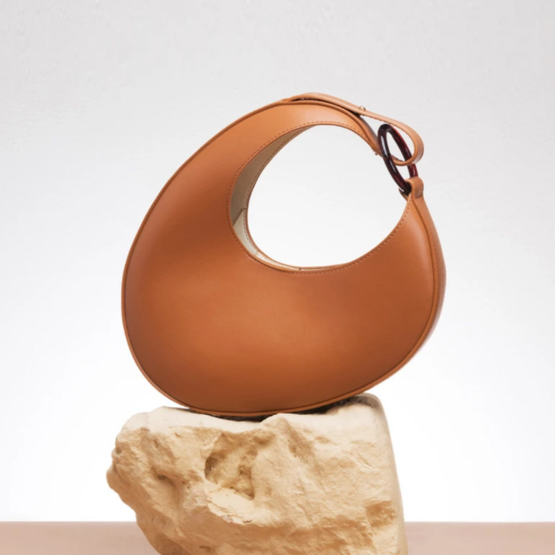 Niche Design Italian Women's 2023 New Trendy Unique Versatile Oval Large-capacity Shoulder Underarm Bag_voghion.com