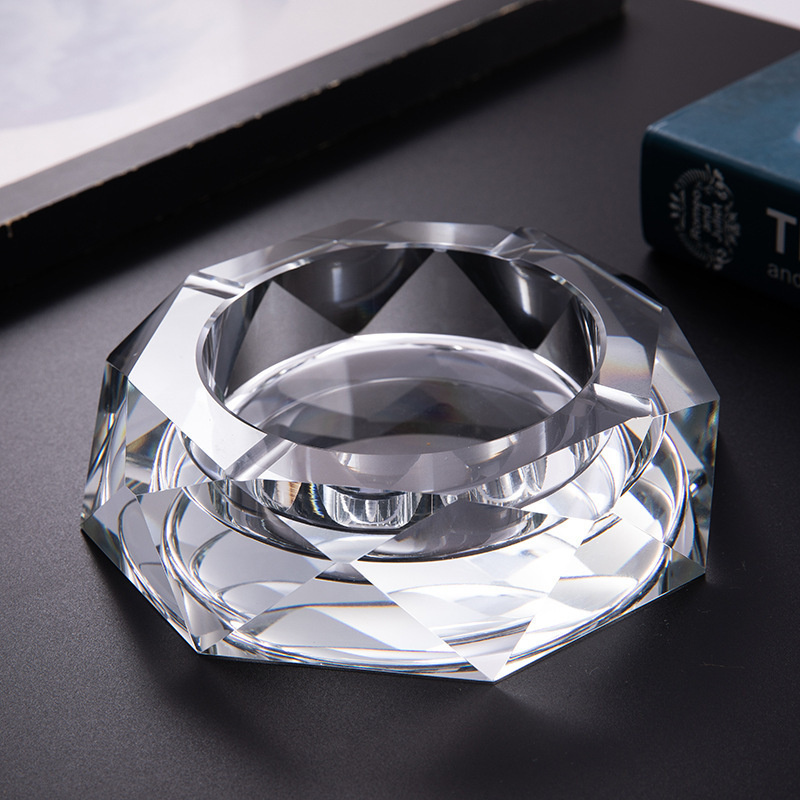 Cenicero de vidrio de cristal al por mayor personalizado fábrica de tabaco y vino logotipo grapado gratuito sala de estar sala de reuniones octogonal ceniza