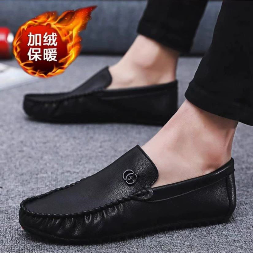 Мужские лоферы, осенне-зимние хлопковые туфли на флисовой подкладке, слипоны 2024, корейский стиль, повседневные кожаные слипоны для молодых мужчин
