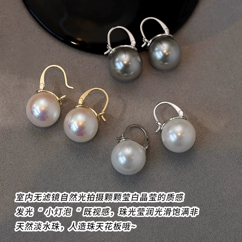 Retro small design earrings from pearl, French retro style, high-quality style, light luxury style