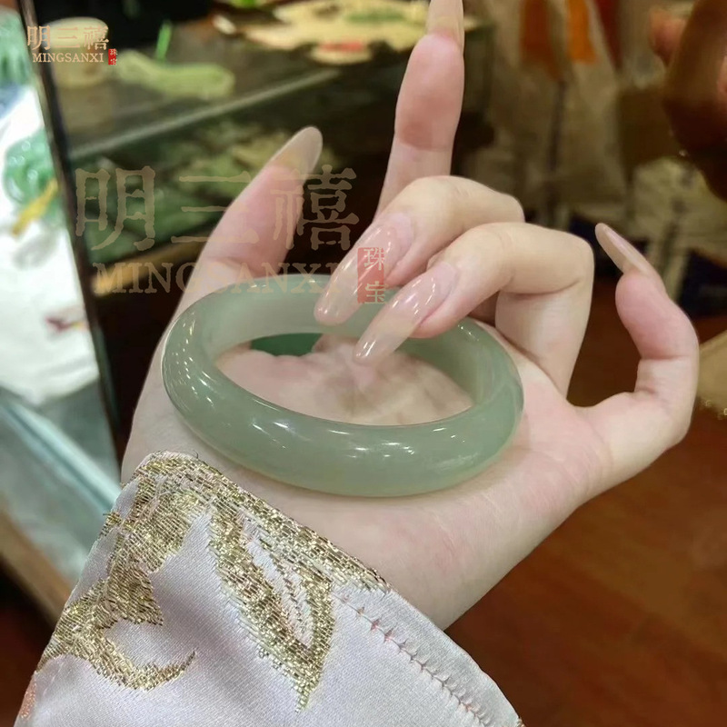 天然高氷種東陵玉ブレスレット氷潤和田玉ブレスレットA品グリーン東陵玉ブレスレット正規品ブレスレット|undefined