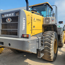 新款装载机到货:二手柳工856临工956L侧翻装载机江苏