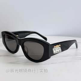 新款凯旋门墨镜赛林高级感太阳镜CL40308U猫眼复古深圳眼镜厂批发