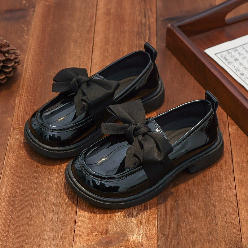 Маленькие кожаные туфли для девочек, туфли принцессы на мягкой подошве, черные туфли для детей
