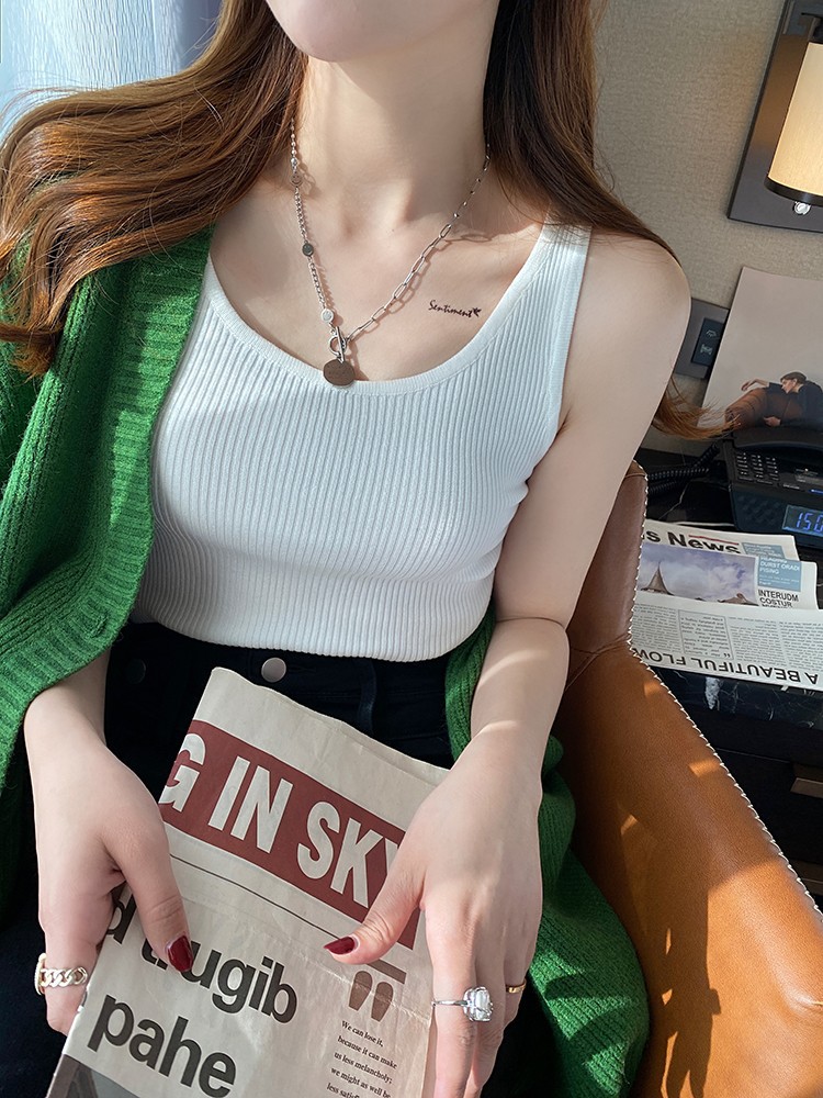 화이트~라운드넥 스타일