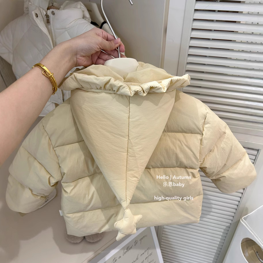 [Ropa de Niños Leen] Niñas otoño y invierno nuevo engrosado ropa de algodón amarillo estilo exterior abrigo con capuz de moda chaqueta de algodón