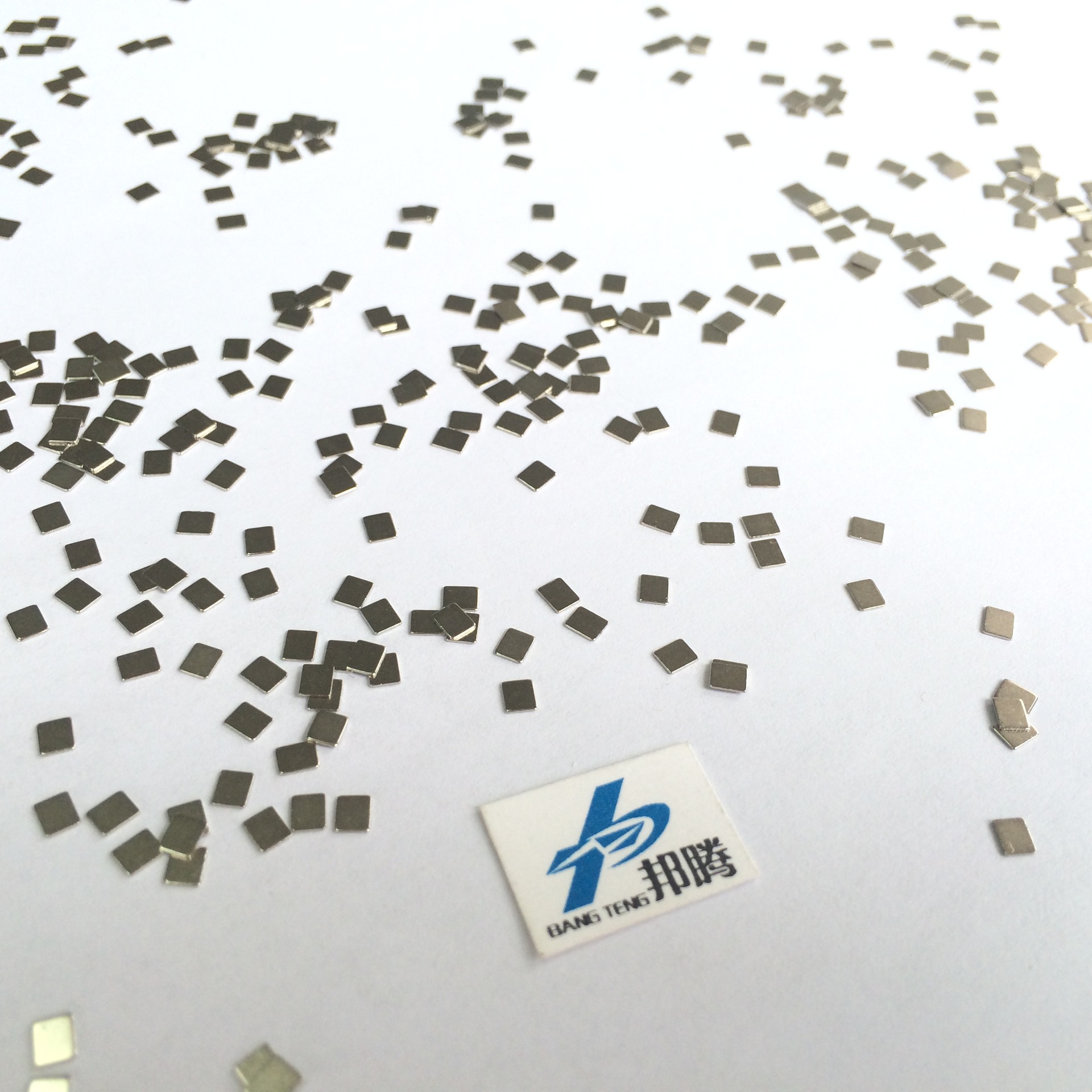 【邦腾】贴片镍片编带黑色载带纯镍编带0.3mm五金散热片冲压编带