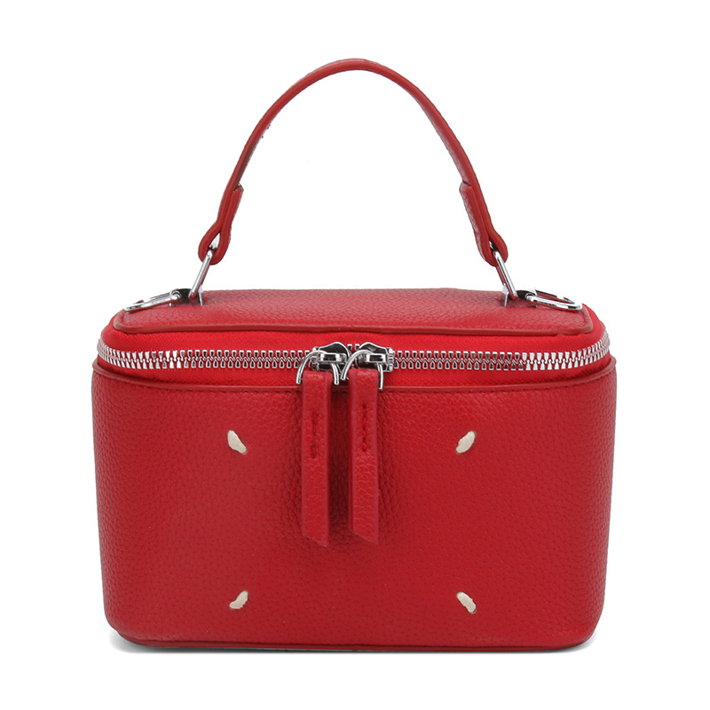 Bolso de caja de estilo occidental de color puro para mujer 2025 nuevo bolso cuadrado pequeño de moda de moda bolso de lonchera de mensajero de un solo hombro de sentido de alta gama