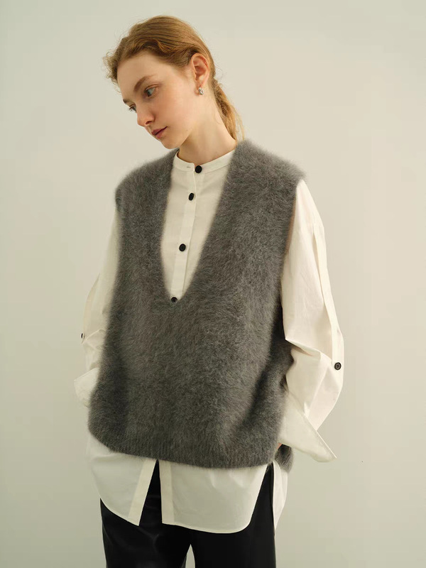 ウール95、カシミア5、起毛ノースリーブカシミヤセーター、起毛ロングヘアートップ、ボトムベスト、ベスト、レディースアウター|undefined
