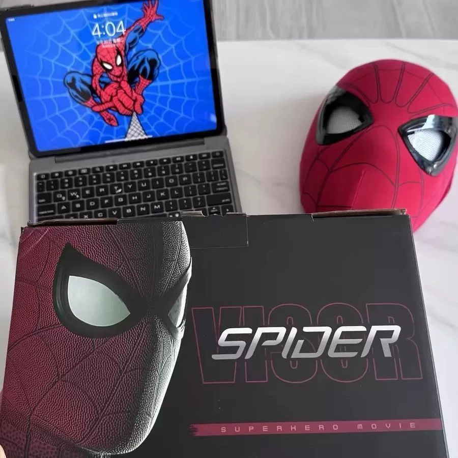 Movable mask, doll, helmet, toy, Spiderman